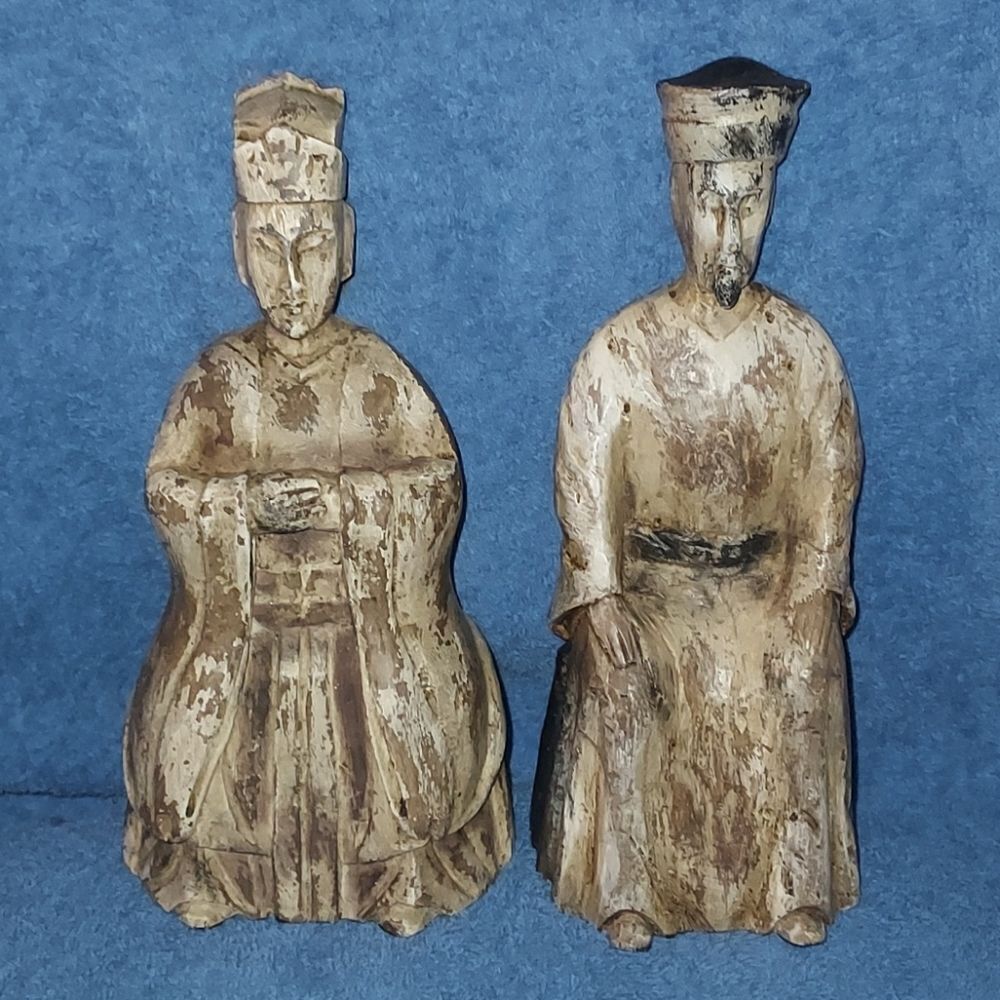 Chinese Sitting Figures Statue 2 pc Set